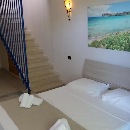 Hotel La Buca Del Gatto 3*
