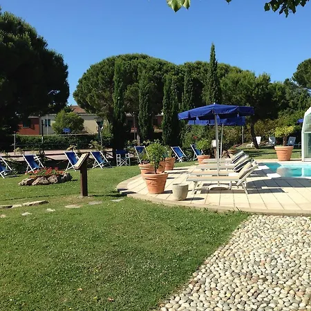 Hotel La Buca Del Gatto 3*